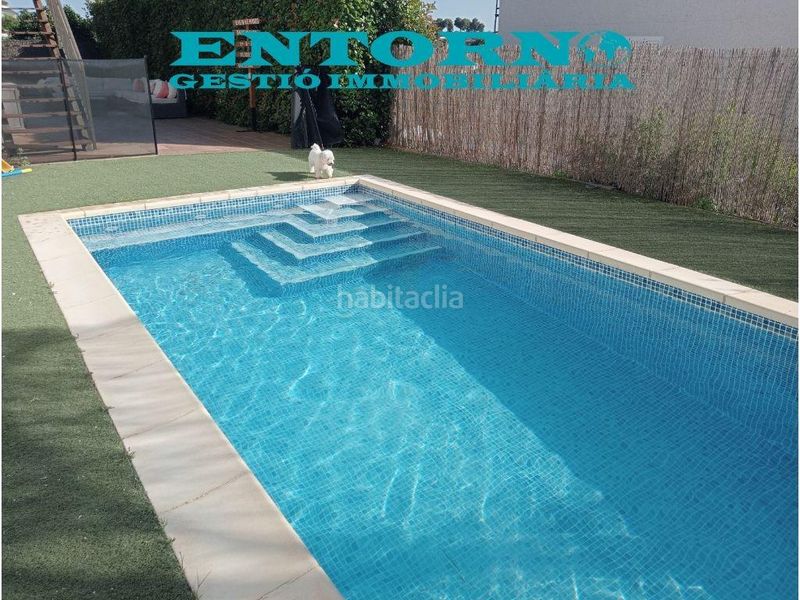 Foto a16ad078-36ce-4062-9eba-07e3df362cf2. Casa amb calefacció aparcament piscina a Lliçà d´Amunt
