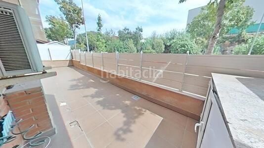 Foto 9fd798a5-6336-4768-ba57-12943e49b0ae. Pis amb calefacció aparcament a Polinyà