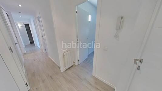 Foto a6fc34b1-508f-4b4f-a5f6-c9223a23ee2a. Pis amb calefacció aparcament a Polinyà