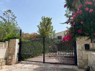 Xalet  Calle perera. Chalet familiar en venta