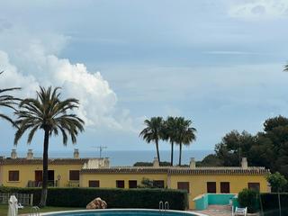 Pis en El Montg. Apartamento con espectaculares vistas al mar en parque dnia