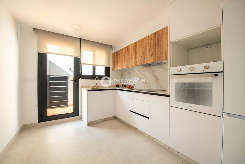 Foto 7549d6c4-bf85-4af0-ba75-4fdf9bb4cc16. Casa adossada amb calefacció aparcament piscina a Cox