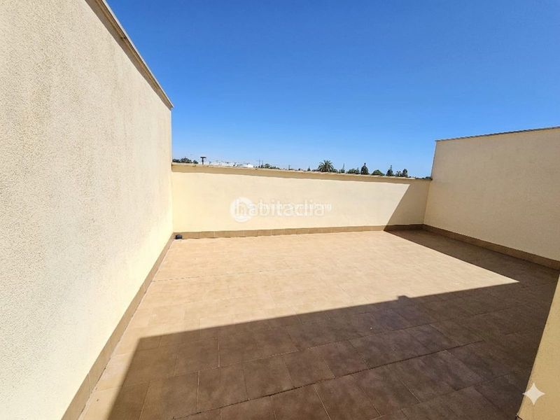 Foto f35a1241-57b9-4785-982e-3916acef0538. Dúplex amb calefacció aparcament piscina a Las Lomas de Rame-Bahía Bella Alcázares (Los)