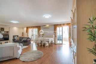 �tico  Avenida de las olas, 27, roc�o del mar, torrevieja. En torrevieja
