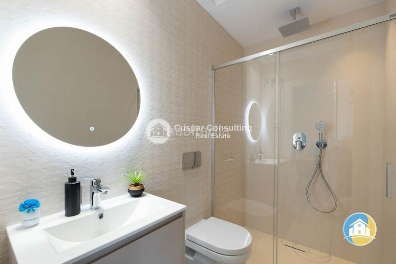 Foto 01c16b65-a116-4cc9-9ce1-bdfc37c1c4e9. Casa adossada amb aparcament piscina a Monte y Mar Santa Pola