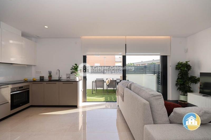 Foto 59d71565-9b77-4da3-a69e-ff5d56315a2d. Casa adossada amb aparcament piscina a Monte y Mar Santa Pola