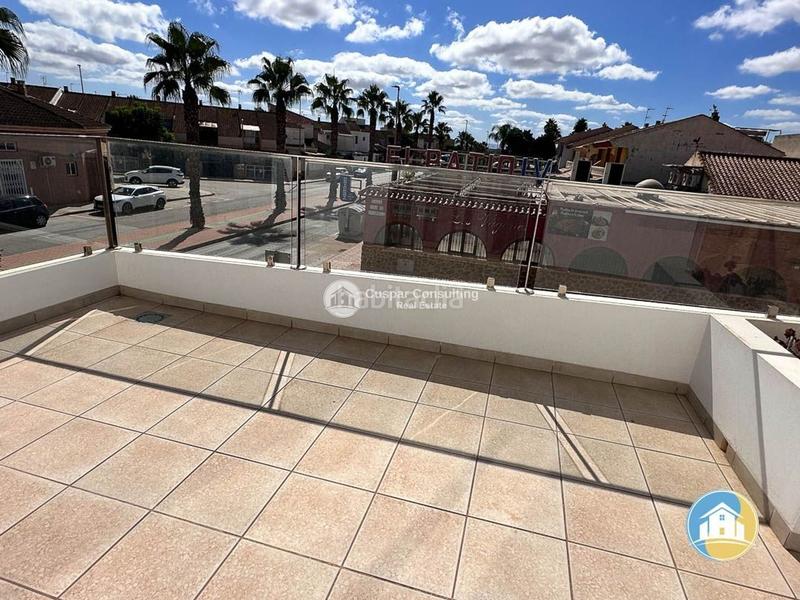 Foto 5c33c36d-d724-41c1-b083-ce602d6791f7. Xalet amb aparcament piscina a Centro Alcázares (Los)