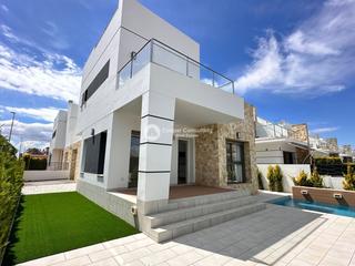 Chalet  Isla de tagomago. Chalets independientes en los alcazares