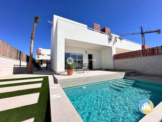 Chalet  N/a. En pilar de la horadada