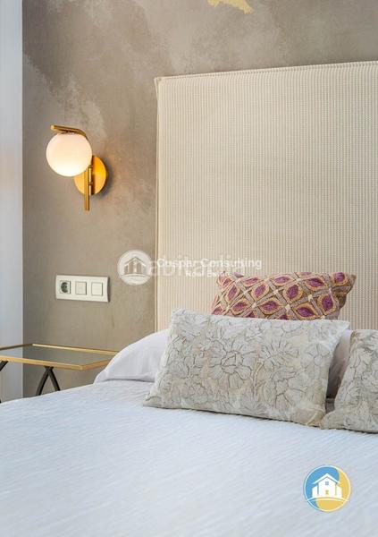 Foto 98a3a626-a3d2-41d6-8a6c-95ee0e9808a8. Chalet en los montesinos en Montesinos (Los)