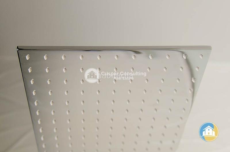 Foto 0e193d9d-c259-4f8a-9c8a-b8459bcab6ae. Chalet with parking pool in Campoamor Orihuela