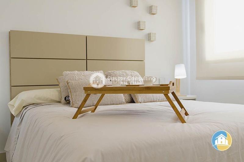 Foto 195c6b8e-e8fd-4c5e-b7ff-69631b9a7328. Chalet with parking pool in Campoamor Orihuela