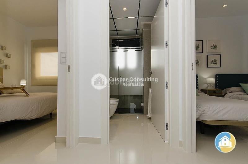 Foto 661ba5f0-0b43-4d8b-b78f-956d01bf63dd. Chalet with parking pool in Campoamor Orihuela