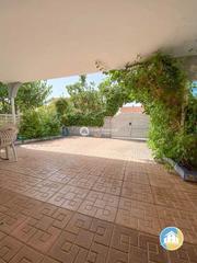 Apartament  Calle pintor inocencio medina vera s/n. En narejos, los