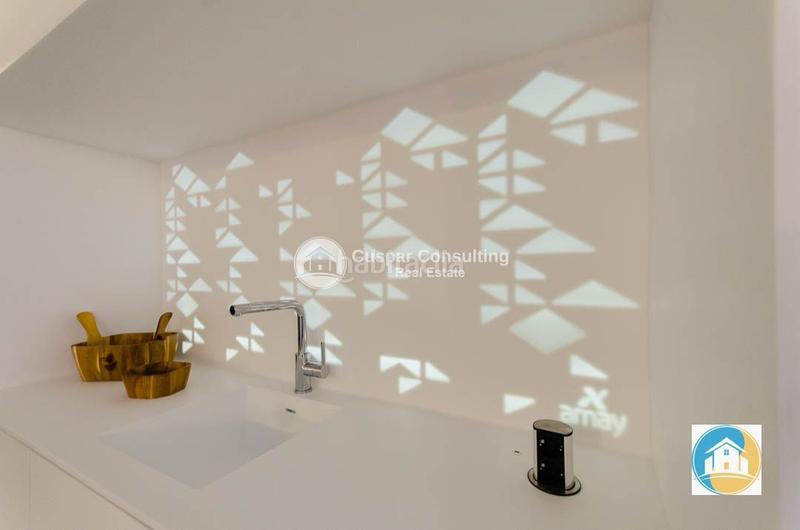 Foto 2cb9a8e6-5799-4d7a-a40a-83cceb31c133. Chalet with heating parking pool in Campoamor Orihuela