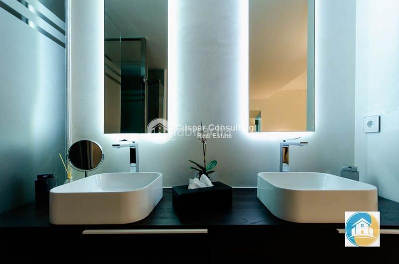 Foto b21e1c29-dcac-4b9f-a58e-985bf25efc0c. Chalet with heating parking pool in Campoamor Orihuela