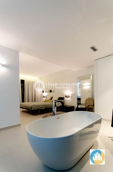 Foto b4081e86-83b0-4494-9f1c-27ca301b0da8. Chalet with heating parking pool in Campoamor Orihuela