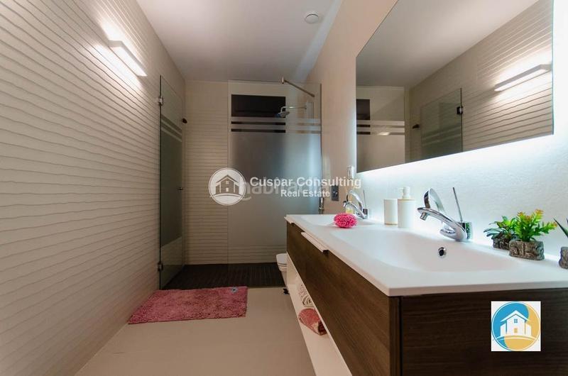 Foto b7a87e81-4fd5-4288-afcb-7367de07cb6e. Chalet with heating parking pool in Campoamor Orihuela