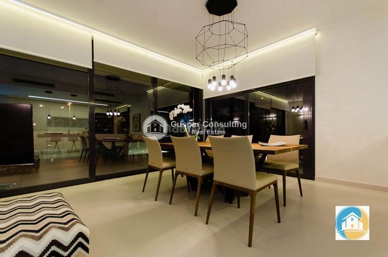 Foto cf8605ad-2b0f-4e7f-bfed-4f0eba3723f5. Chalet with heating parking pool in Campoamor Orihuela