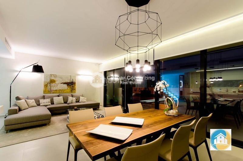 Foto d090335b-7002-45b9-acb8-34ca83268c81. Chalet with heating parking pool in Campoamor Orihuela