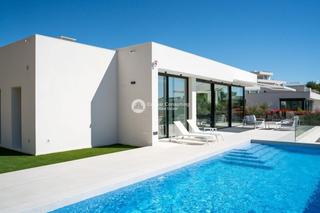 Chalet  De ibiza. Chalets independientes en dehesa de campoamor