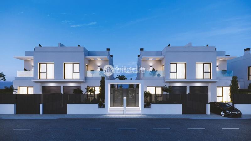 Foto 9ae56b60-ba74-481e-8b52-bdd29d5c9d39. Chalet primera línea de playa! en Los Narejos_Punta Calera Alcázares (Los)