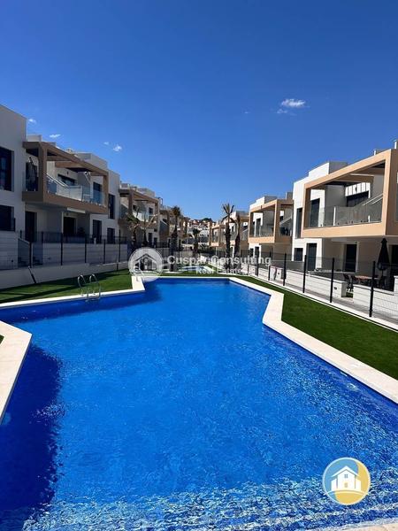 Foto df13c181-2893-4a8d-88c0-1fe4d99c5851. Ático en villamartin en Villamartín-Las Filipinas Orihuela