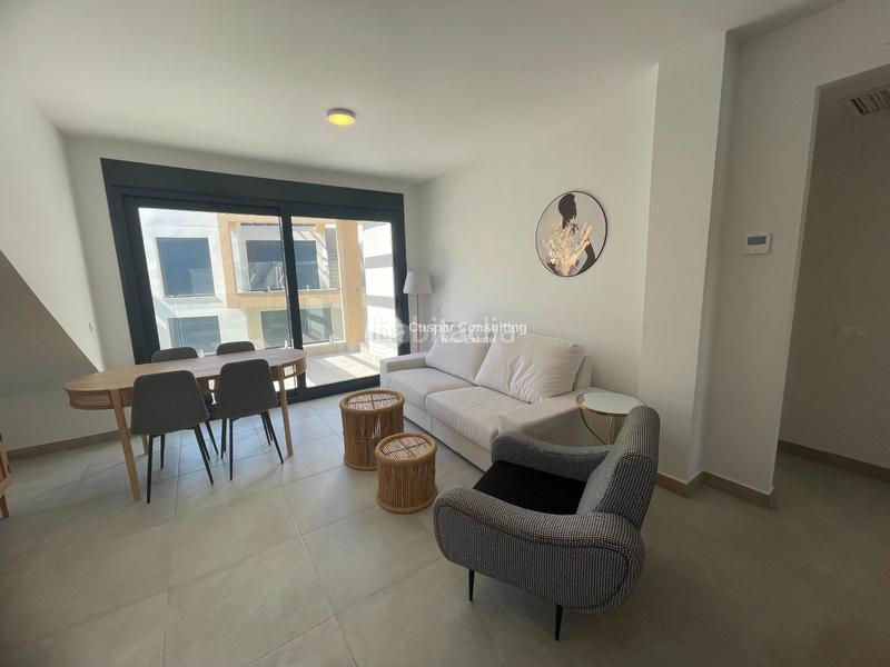 Foto 0fe5a293-1540-4dfa-be45-f9d5aca4c869. Piccolo appartamento con parcheggio piscina in Los Almendros Orihuela