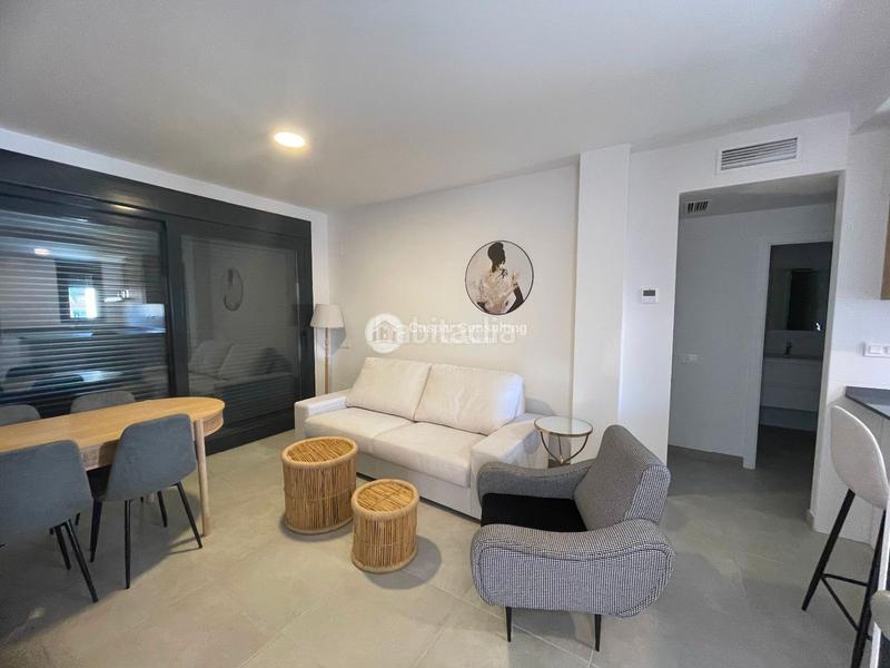 Foto 141976ed-35b6-4578-881f-6bdc85287eb7. Piccolo appartamento con parcheggio piscina in Los Almendros Orihuela