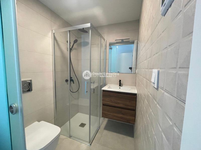 Foto 36df10da-82de-4b25-ab82-3c3741ad4cb9. Piccolo appartamento con parcheggio piscina in Los Almendros Orihuela