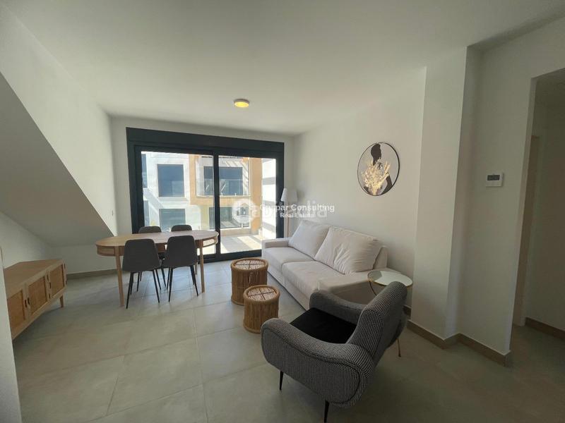 Foto c1b86f70-45c3-446c-a15e-4bd61c4a8e6f. Piccolo appartamento con parcheggio piscina in Los Almendros Orihuela