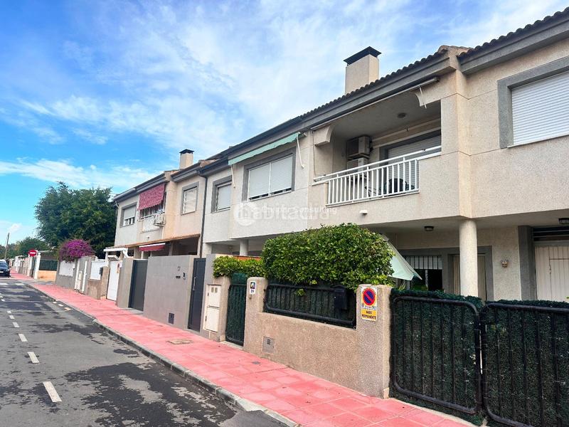 Foto 8b10b33f-b9bc-4710-8930-be8333990e21. Casa adossada amb aparcament a San Javier San Javier