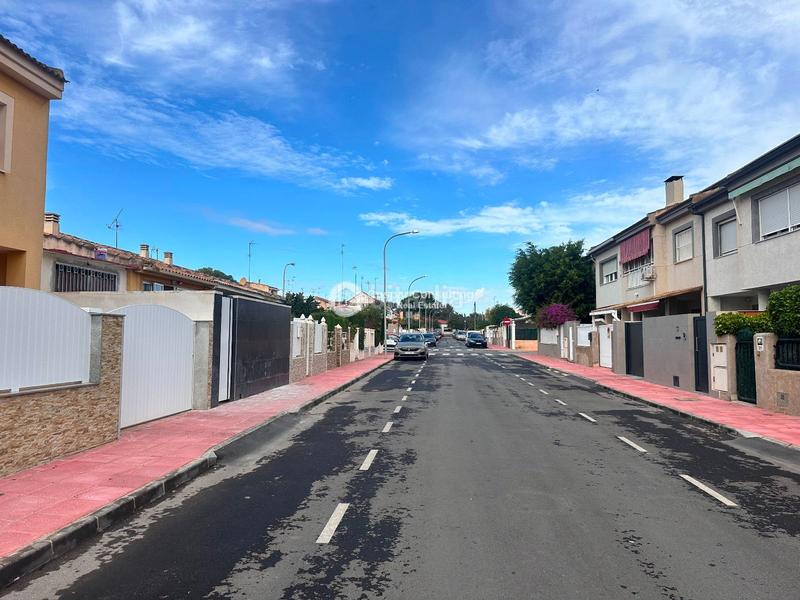 Foto 32a405e9-4dd8-4649-812c-f441e0ce6c03. Reihenhaus mit heizung parking in San Javier San Javier