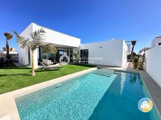 Chalet  N/a. Chalets independientes en mar de cristal