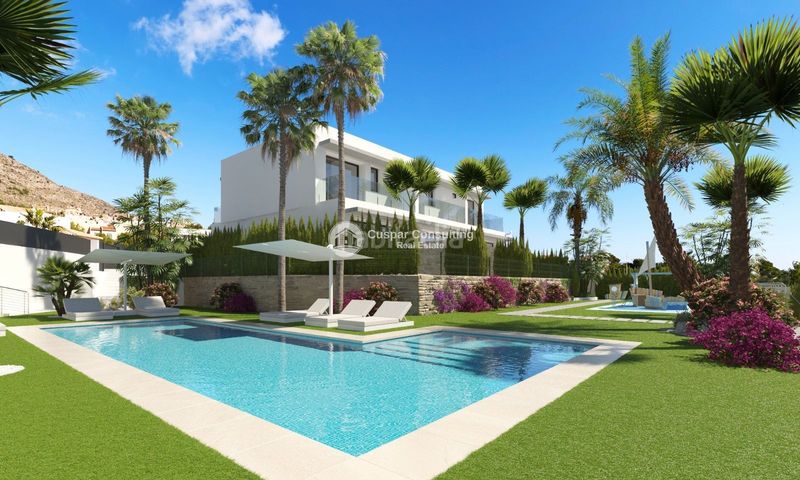 Foto d810f936-251e-4bff-82e2-2ba2becaae61. Casa adossada amb calefacció aparcament piscina a Finestrat