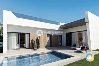 Chalet  Calle 19 de abril. Chalets independientes en san miguel de salinas