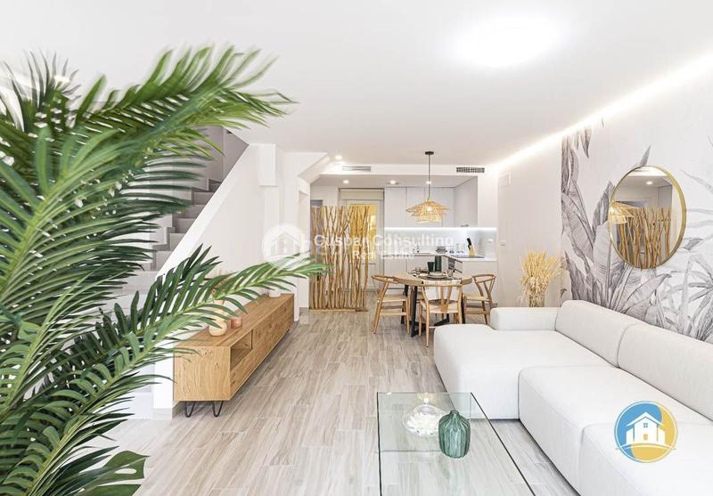 Foto 6cce6dda-8db6-4c59-b7ba-2b023a3ec484. Duplex con parcheggio piscina in Playa de las Gaviotas - El Pedrucho Manga del Mar Menor (La)