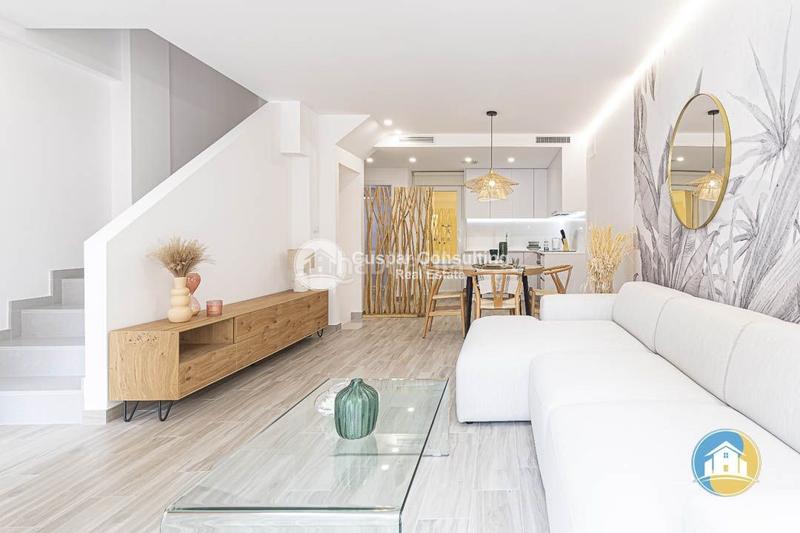 Foto cf664afe-f53b-4b97-91fb-a5685414c052. Duplex con parcheggio piscina in Playa de las Gaviotas - El Pedrucho Manga del Mar Menor (La)