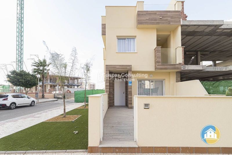Foto 15b5865a-73dd-4346-b713-4a517d15090b. Dúplex amb aparcament piscina a Playa de las Gaviotas - El Pedrucho Manga del Mar Menor (La)