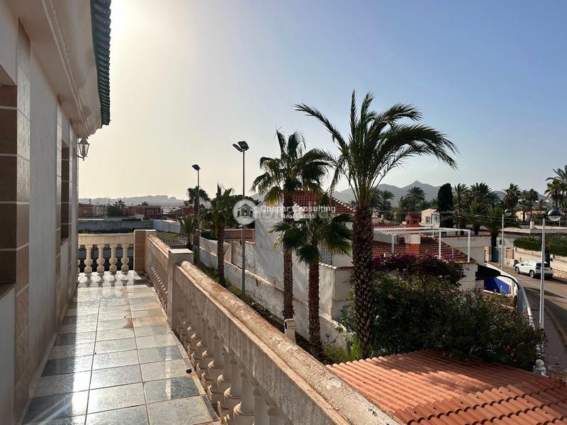 Foto 1f866e80-a744-46b4-b48a-3d3c89a2ad8f. Chalet avec chauffage parking dans Entremares Manga del Mar Menor (La)