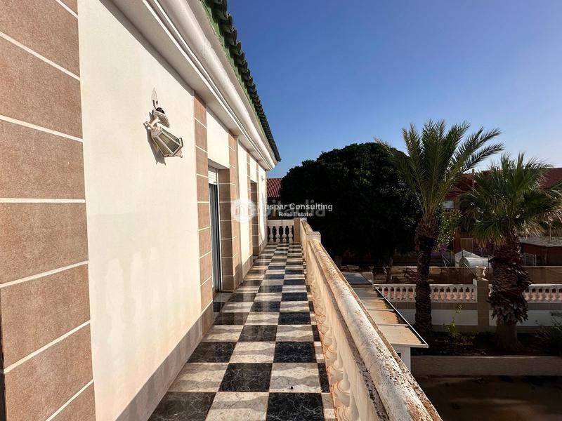 Foto dae6a3f2-1d88-4cd6-935b-c8d3cc01dd57. Chalet avec chauffage parking dans Entremares Manga del Mar Menor (La)