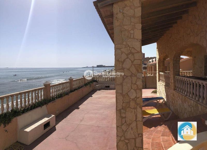 Foto 9cc95fe3-d2fe-41d2-87fa-6bd2b440a02e. Chalet avec parking piscine dans Dos Mares Manga del Mar Menor (La)