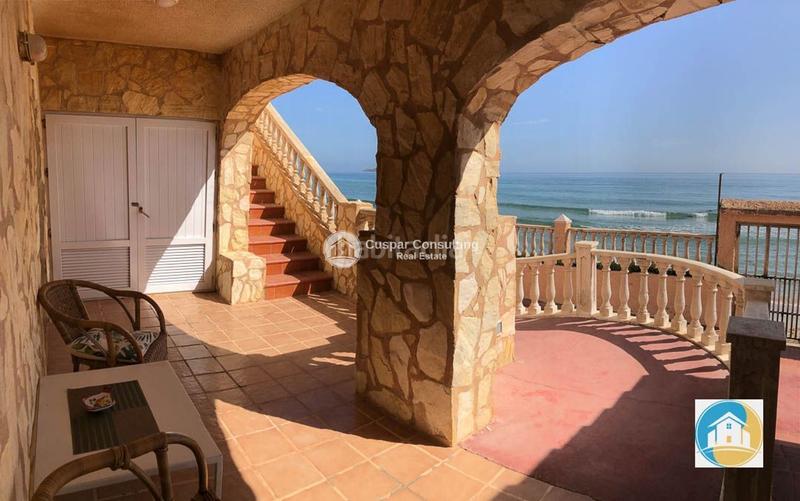 Foto b22119f4-a700-457e-995c-6b7f1f294bed. Chalet avec parking piscine dans Dos Mares Manga del Mar Menor (La)