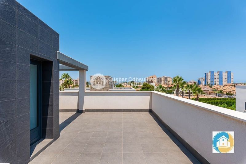 Foto 04462752-6ef0-4c72-b8c5-ec8b0403cb45. Xalet amb calefacció aparcament piscina a Playa Honda-Playa Paraíso Cartagena