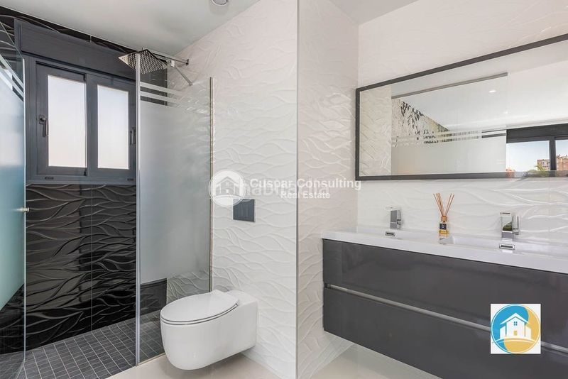 Foto 6fe09c39-62bb-4d36-bd7e-ae310dd285f5. Xalet amb calefacció aparcament piscina a Playa Honda-Playa Paraíso Cartagena