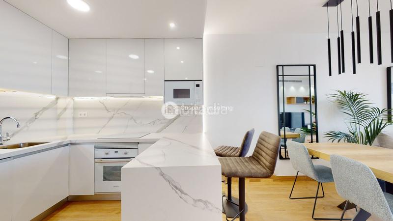 Foto 1aaa8b6e-1385-43bd-942d-8013edc0216c. Apartment with heating parking pool in Centro - Muelle Pesquero Torrevieja