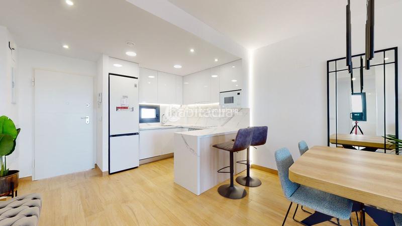 Foto 4ea17847-e1ba-4560-811f-84bfedfabdd1. Apartment with heating parking pool in Centro - Muelle Pesquero Torrevieja