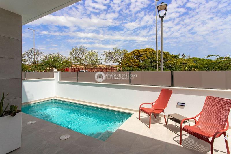 Foto fe53b300-35c5-487b-8ee3-a9cd5563d1b9. Reihenhaus mit heizung parking pool in Sucina Murcia