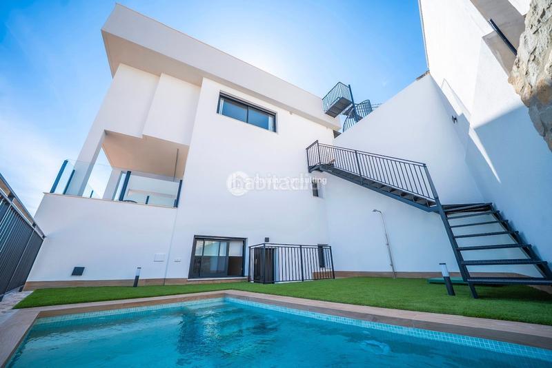 Foto 4764d531-f1e8-4a0b-98ad-8188118367ce. Casa adossada amb calefacció aparcament piscina a Algorfa