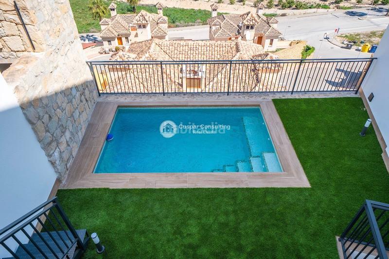 Foto 5e3bb207-157e-4853-900f-35d7bf723bc8. Casa adossada amb calefacció aparcament piscina a Algorfa